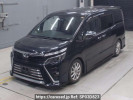 Toyota Voxy ZRR80W