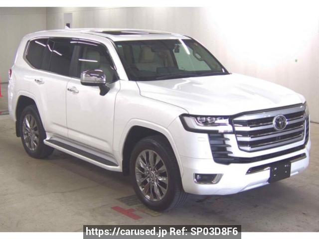 Buy Used 2023 Toyota Land Cruiser VJA300W (SP03D8F6) - Carused.jp