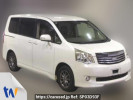 Toyota Noah ZRR70G