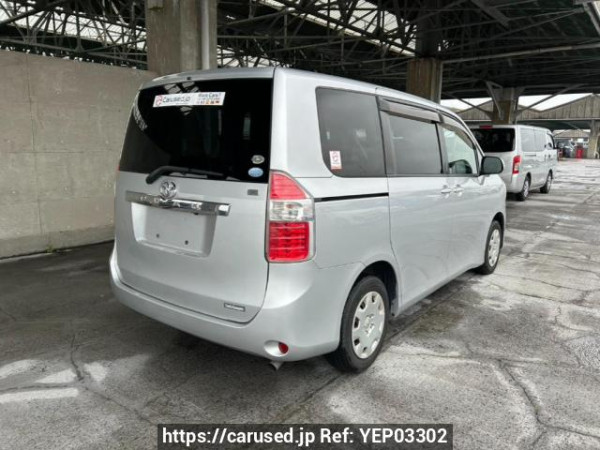 Used 2007 AT toyota noah ZRR70G Image[6]