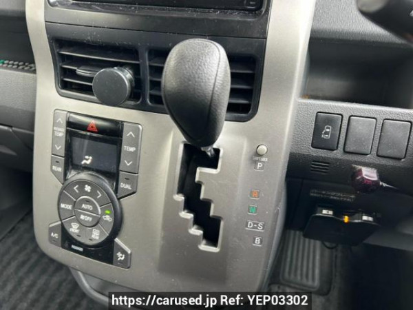 Used 2007 AT toyota noah ZRR70G Image[23]