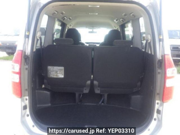 Used 2010 AT toyota noah ZRR70G Image[8]