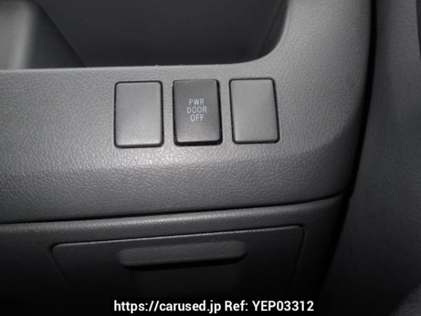 Used 2009 AT toyota voxy ZRR70G Image[25]