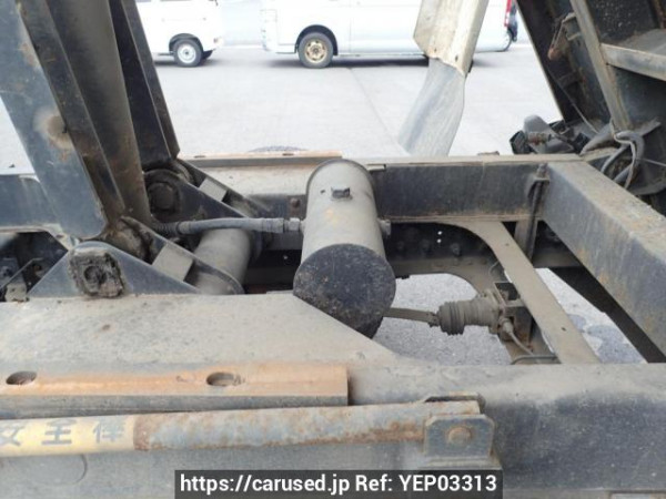 Used 2001 MT isuzu forward FRR35C3S Image[9]