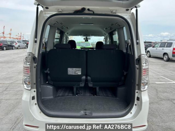 Used 2009 AT toyota voxy ZRR70W Image[8]