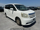 Toyota Noah ZRR70G