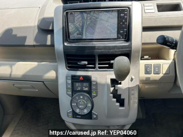 Used 2009 AT toyota noah ZRR70G Image[21]