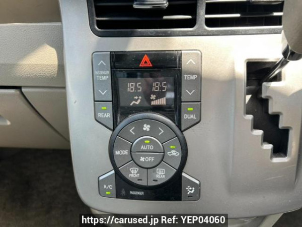 Used 2009 AT toyota noah ZRR70G Image[24]