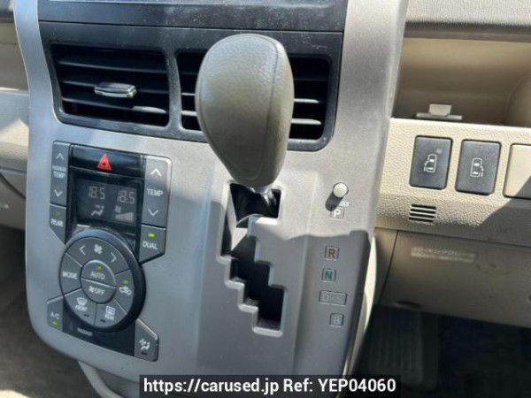 Used 2009 AT toyota noah ZRR70G Image[25]