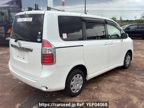 Used 2007 AT toyota noah ZRR75G Image[6]