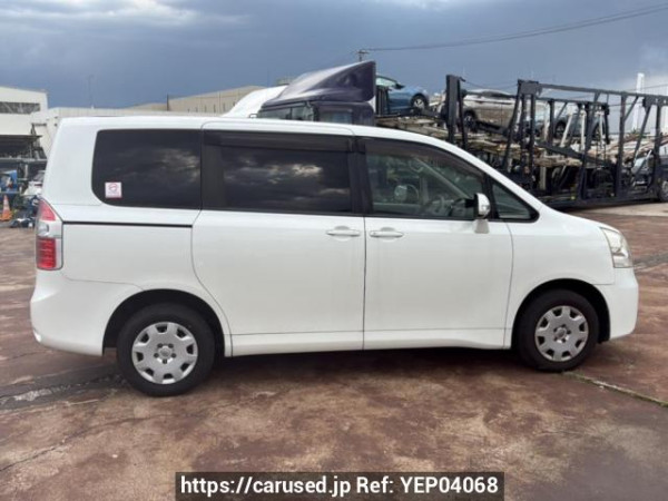 Used 2007 AT toyota noah ZRR75G Image[7]