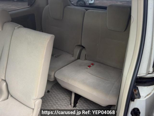 Used 2007 AT toyota noah ZRR75G Image[16]