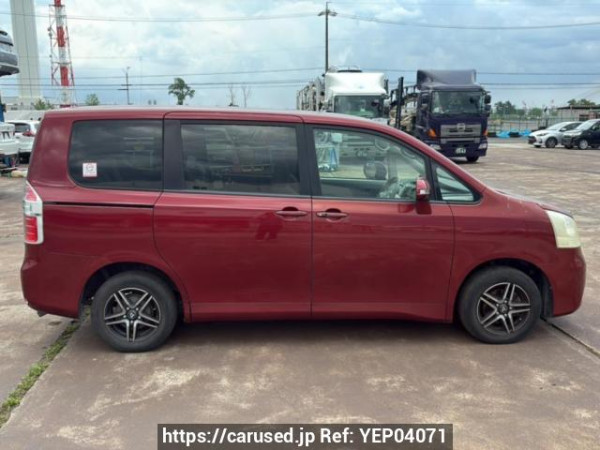 Used 2008 AT toyota noah ZRR70G Image[7]