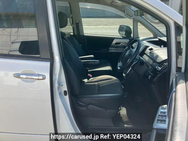Used 2013 AT toyota voxy ZRR70W Image[10]