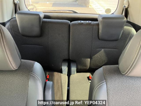 Used 2013 AT toyota voxy ZRR70W Image[13]