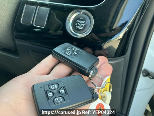 Used 2013 AT toyota voxy ZRR70W Image[17]