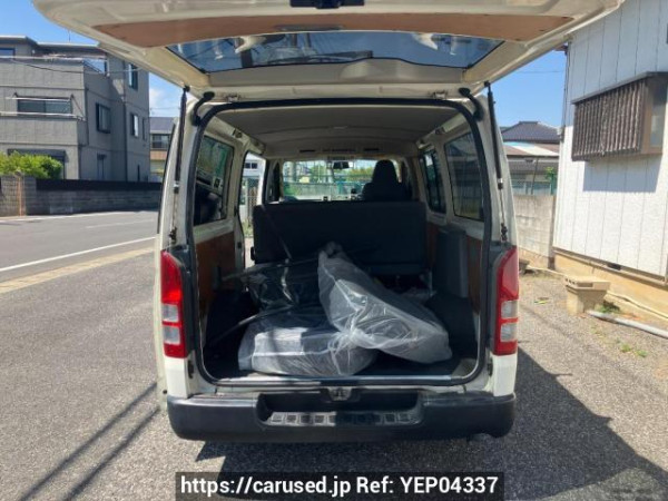 Used 2005 AT toyota regiusace-van KDH205V Image[6]