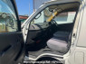 Used 2005 AT toyota regiusace-van KDH205V Image[10]