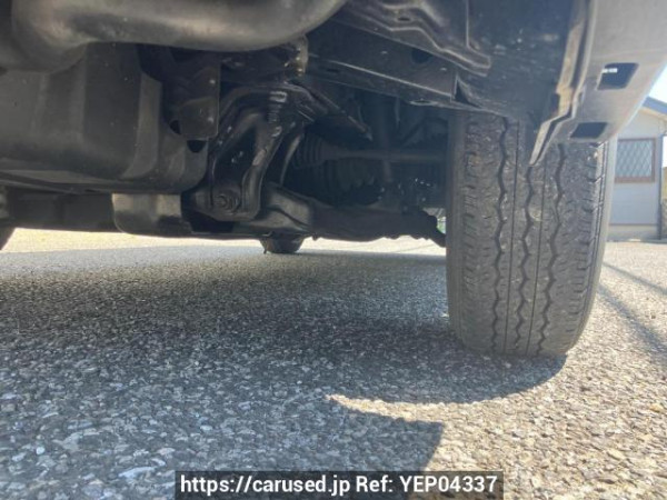 Used 2005 AT toyota regiusace-van KDH205V Image[21]