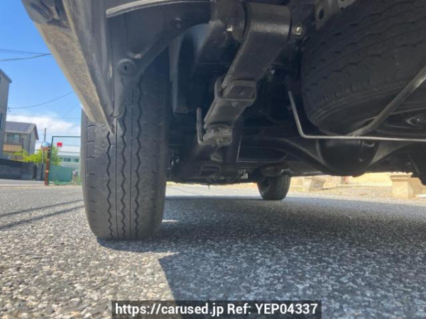 Used 2005 AT toyota regiusace-van KDH205V Image[22]