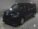 Toyota Voxy ZRR80G