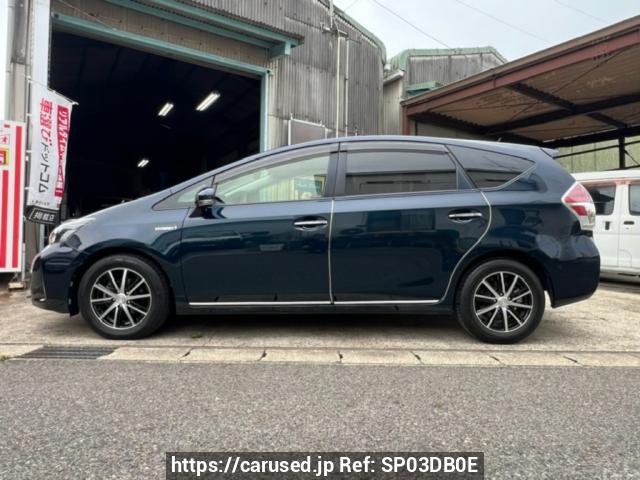 シルバーカー Toyota Prius Alfa ZVW41 Buy Used 2016 Toyota Prius alpha ZVW41W (SP03DB0E) - Carused.jp