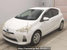 Toyota Aqua NHP10