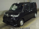 Toyota Roomy M900A