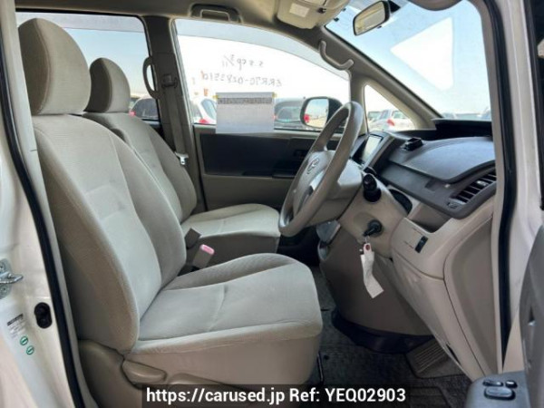 Used 2010 AT toyota noah ZRR70G Image[12]