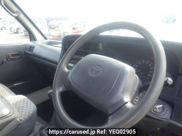 Used 2004 MT toyota hiace-van TRH112V Image[15]