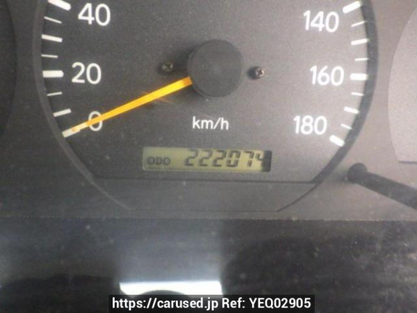 Used 2004 MT toyota hiace-van TRH112V Image[17]