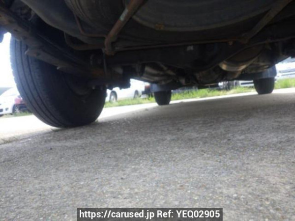 Used 2004 MT toyota hiace-van TRH112V Image[30]