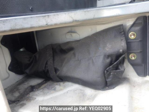 Used 2004 MT toyota hiace-van TRH112V Image[36]