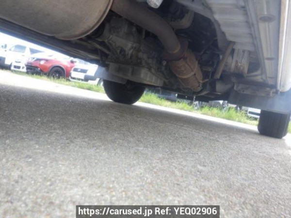 Used 2003 AT toyota hiace-van TRH112V Image[27]