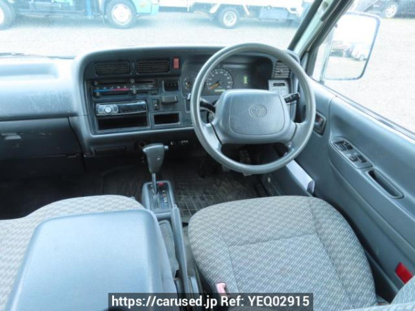 Used 2004 AT toyota hiace-van TRH112V Image[16]