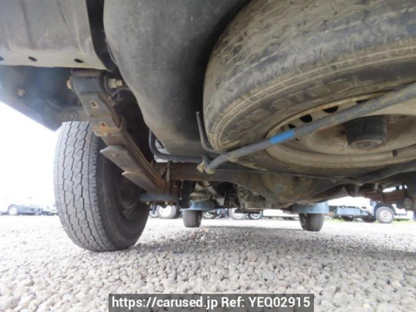 Used 2004 AT toyota hiace-van TRH112V Image[33]
