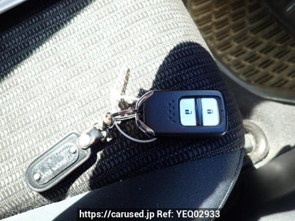 Used 2015 MT honda fit GK3 Image[26]