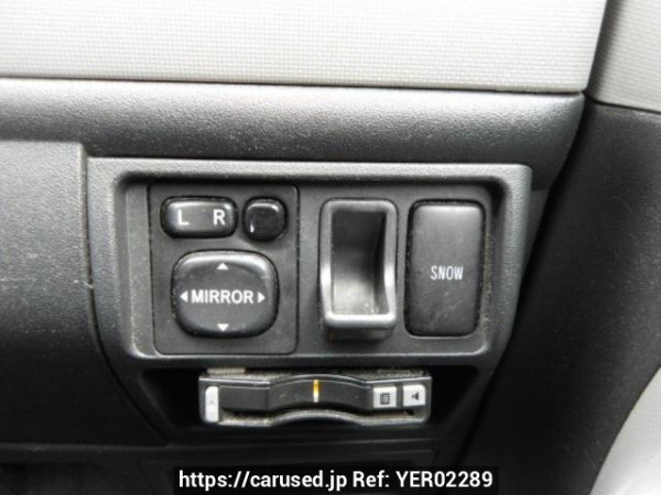 Used 2005 AT toyota sienta NCP81G Image[24]