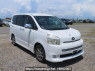 Used 2009 AT toyota voxy ZRR70W Image[0]
