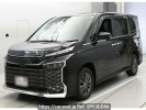 Toyota Voxy ZWR95W