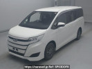 Toyota Noah ZRR80G