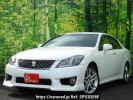 Toyota Crown GRS200