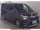 Toyota Voxy ZWR80W