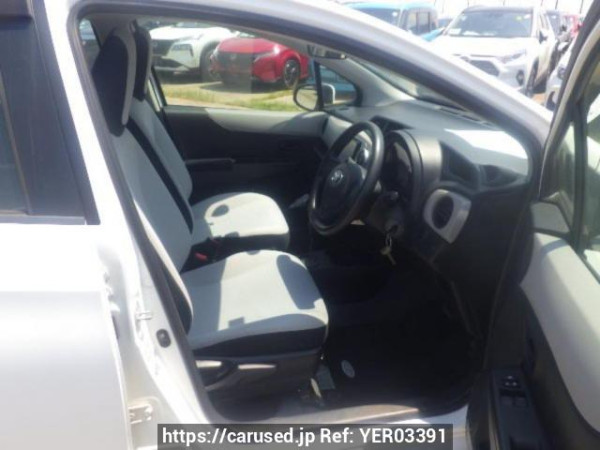 Used 2011 AT toyota vitz KSP130 Image[11]