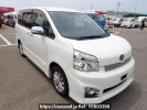 Toyota Voxy ZRR70W