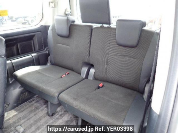 Used 2013 AT toyota voxy ZRR70W Image[14]