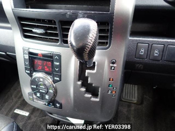 Used 2013 AT toyota voxy ZRR70W Image[19]