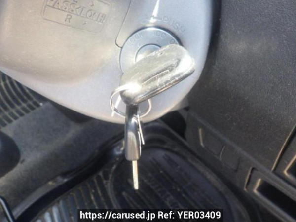 Used 2005 AT toyota sienta NCP81G Image[24]