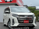 Toyota Noah ZRR80W