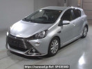 Toyota Aqua NHP10
